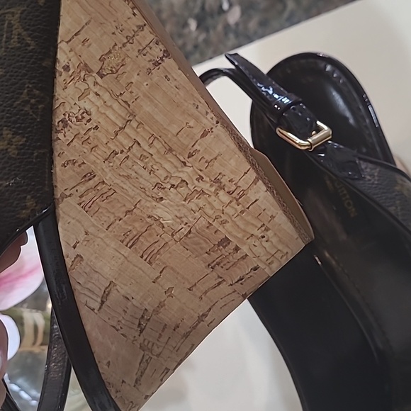 Louis Vuitton Monogram Leather Wedges 40 - Picture 15 of 17